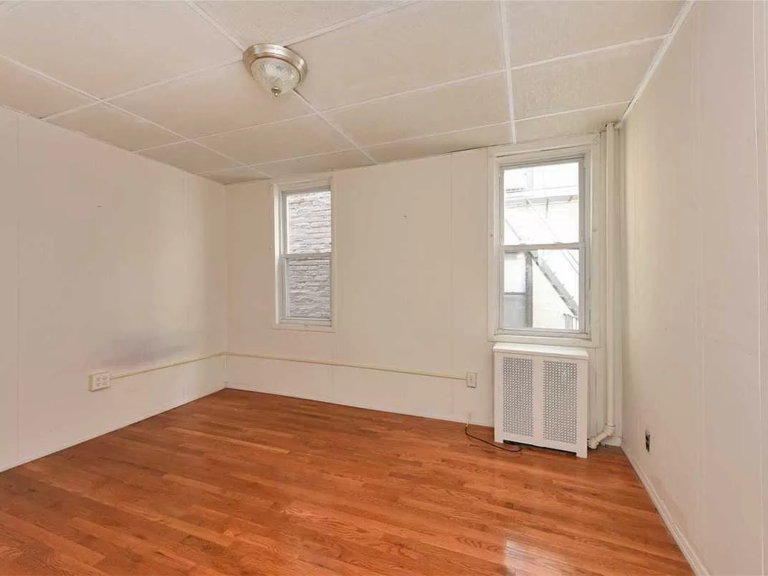 Existing Bedroom 1