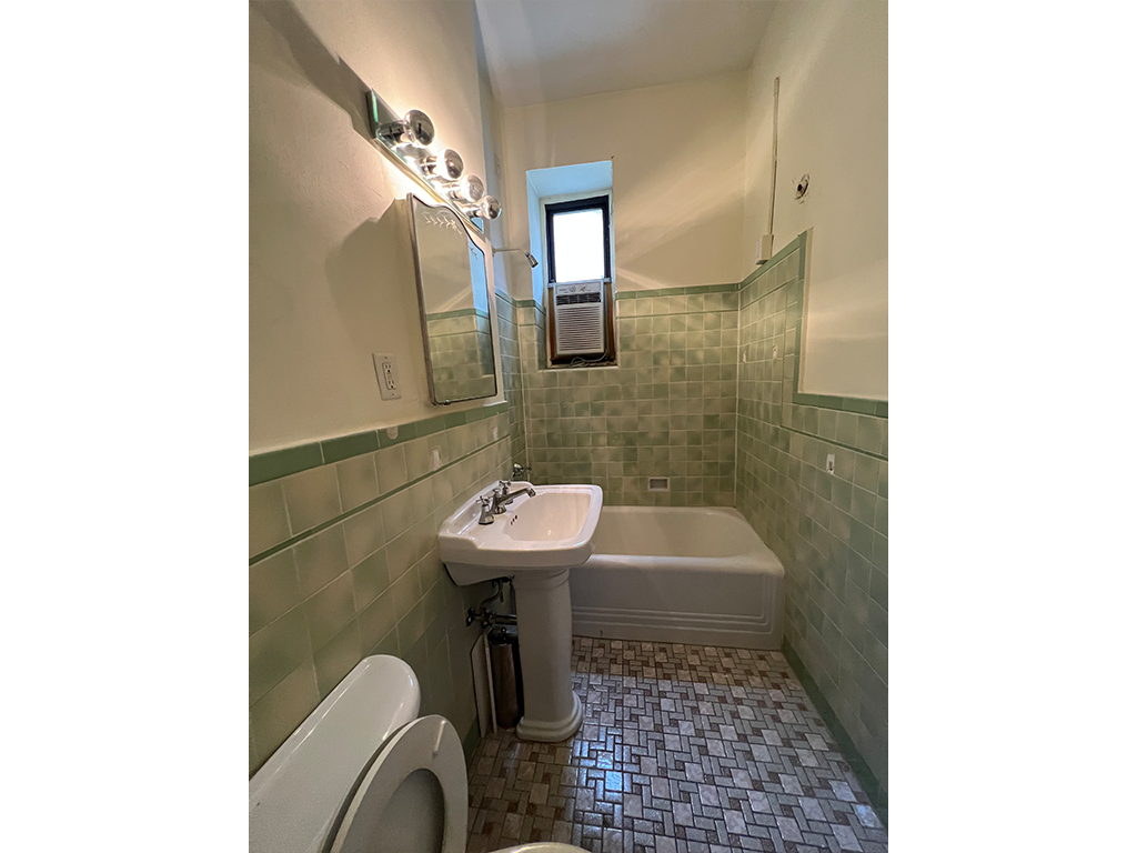 Existing Bathroom C